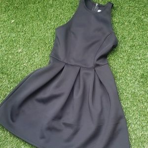 EUC Abercrombie black zipper back dress